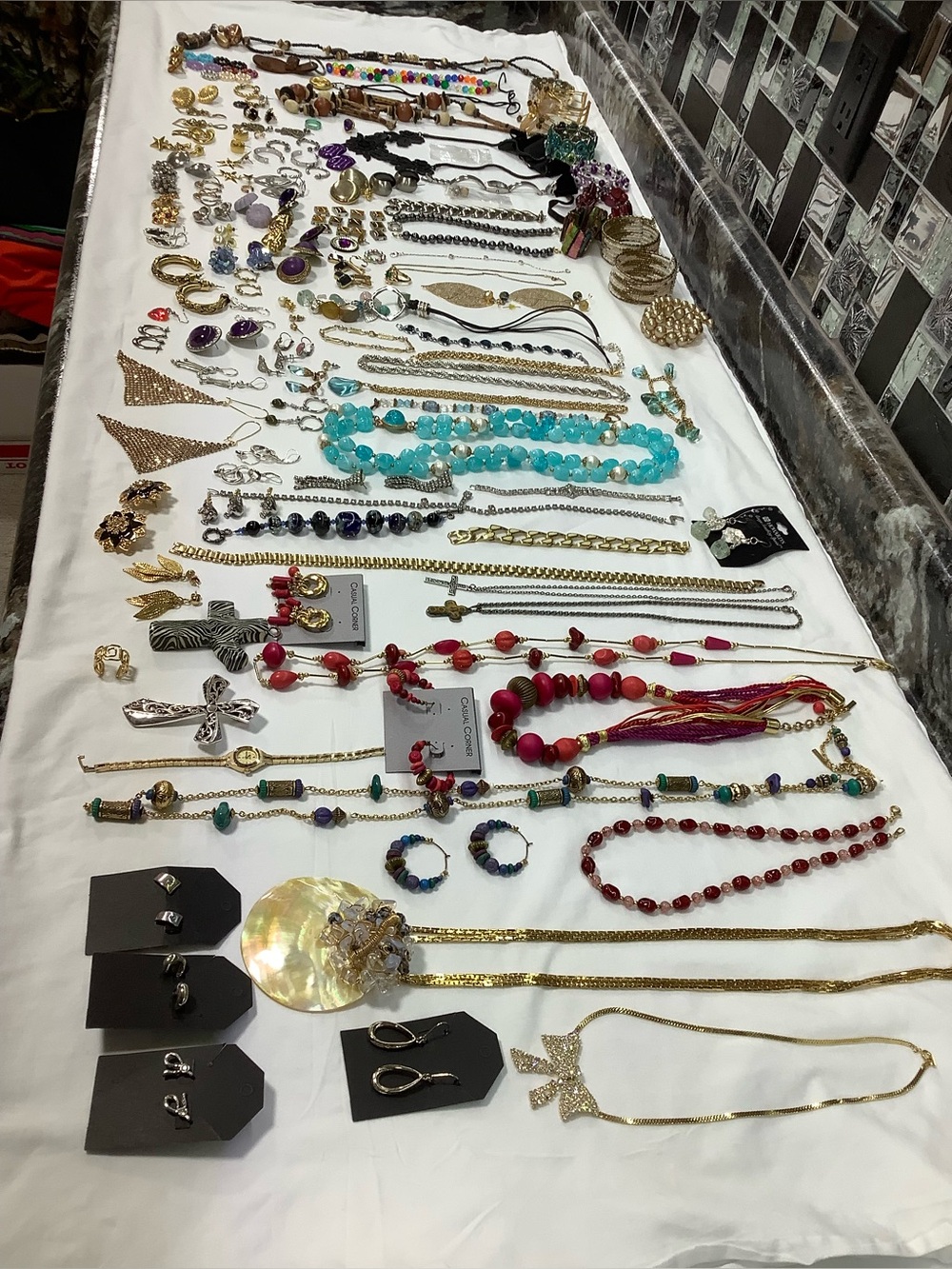 Mixed Color Women's Fashion Jewelry Lot - Assorted Necklaces & Bracelets